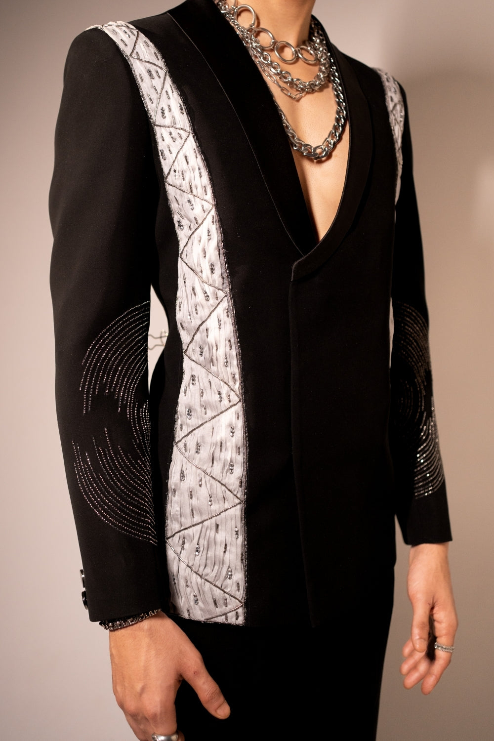 Noir Crystalline Tuxedo
